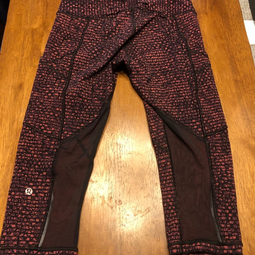 Lululemon crop pants
